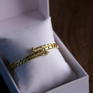 Premium 24 Carat 12 Grams Bracelet For Both Men And Women